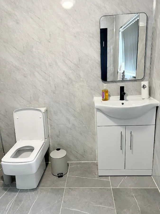 M Sisters Luxury Home In Ng6 Nottingham Homestay
